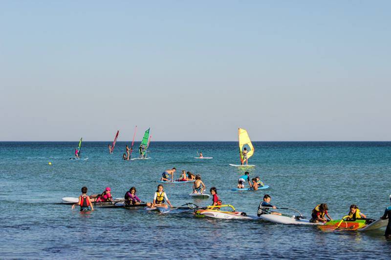 20-greek-islands-lemnos-windsurf-centre-keros-bay-kids-lessons-5-800x533-jpg.jpg