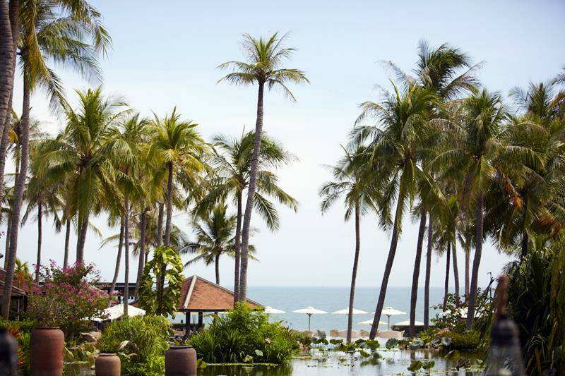 1-vietnam-luxury-kitesurf-hotel-anantara-spa-lagoon-800x533-jpg.jpg