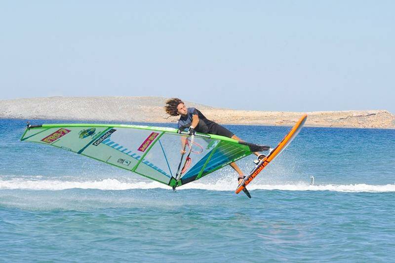 39-crete-windsurfing-centre-beach-instruction-palekastro-pro-julien-mas-800x533-jpg.jpg