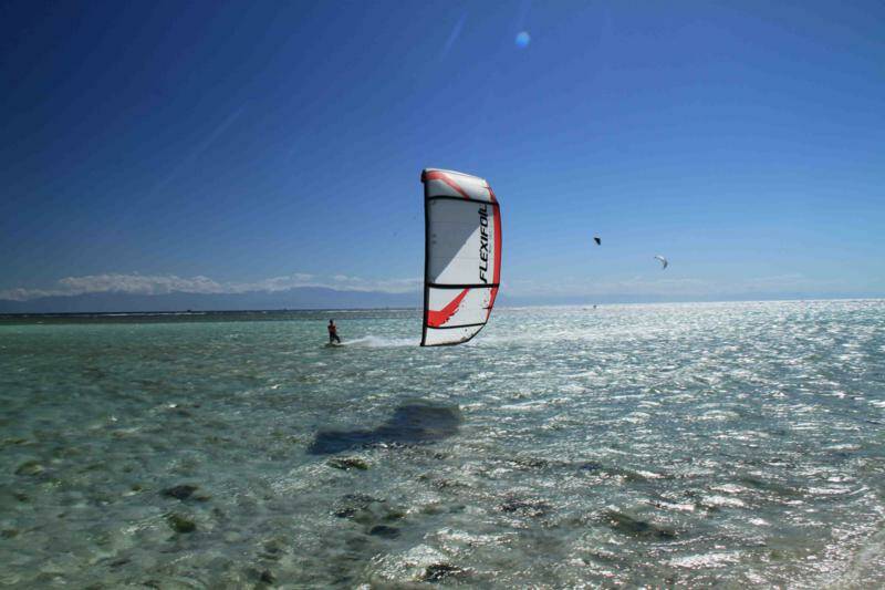 3-boracay-philippines-kitesurfing-holiday-800x533-jpg.jpg