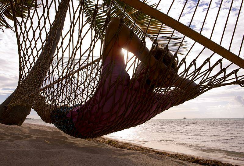 24-cayman-islands-scuba-diving-holiday-hammock-relaxing-800x545-jpg.jpg