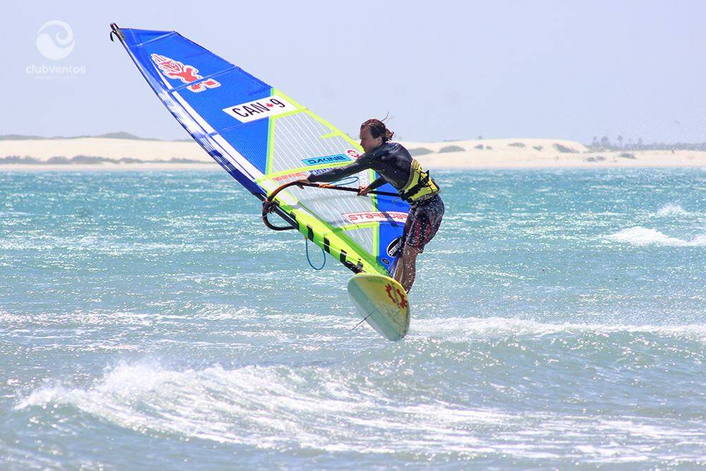 brazil-jericoacoara-windsurf-holiday-centre-instruction-windsurfer-freestyle1-dec16-jpg.jpg