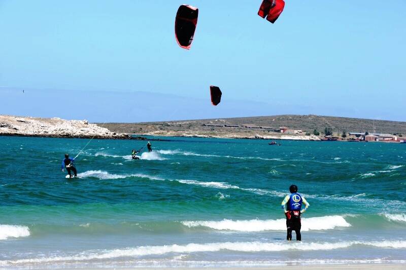 10-south-africa-langebaan-kitesurfing-centre-learn-to-kitesurf-holiday-lagoon-800x533-jpg.jpg