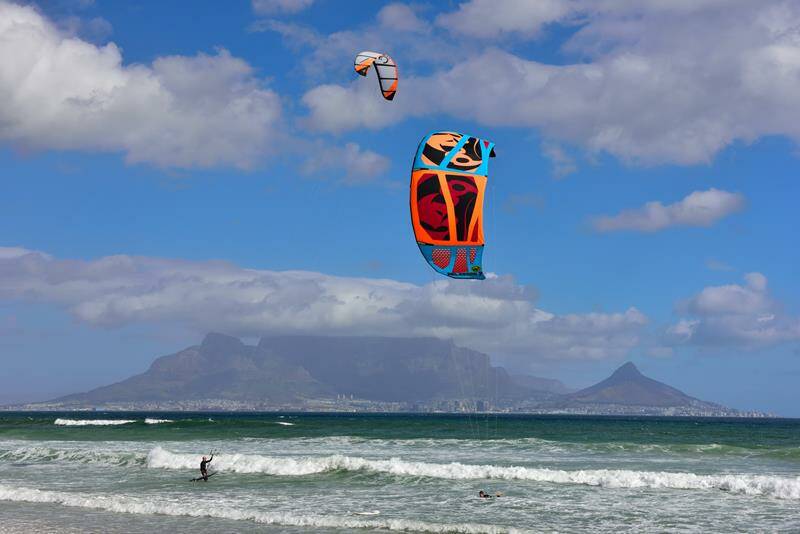 6-south-africa-cape-town-kitesurf-holiday-bloubergstrand-800x534-jpg.jpg