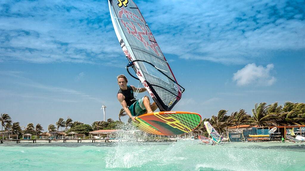 11-bonaire-caribbean-windsurf-centre-holiday-windsurf-action-jpg.jpg