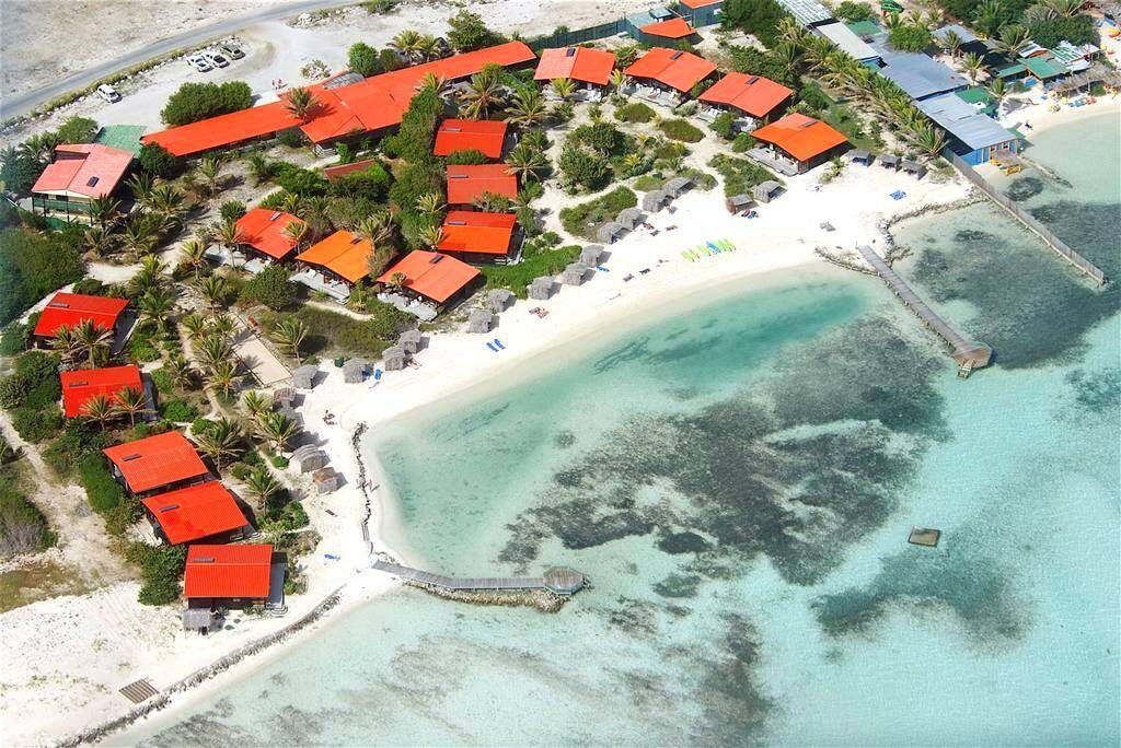 24-sorobon-beach-resort-wellness-bonaire-windsurf-kitesurf-holiday-aerial-jpg.jpg