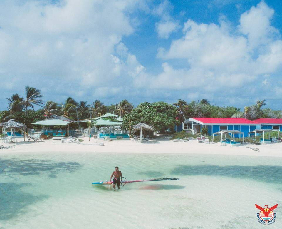 6-bonaire-caribbean-windsurf-centre-holiday-sorobon-bay-beach-launch-jpg.jpg