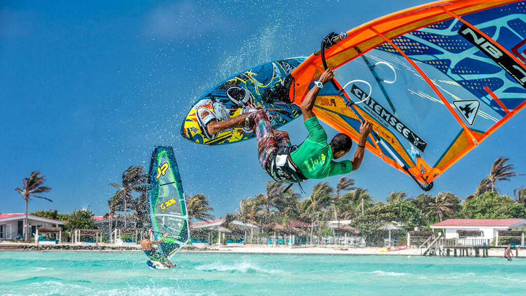 8-bonaire-caribbean-windsurf-centre-holiday-windsurf-action9-jpg.jpg