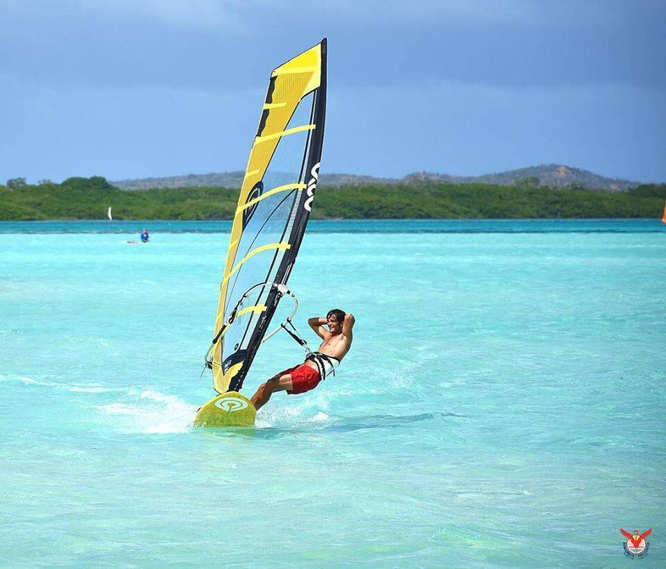9-bonaire-caribbean-windsurf-centre-holiday-sorobon-bay-windsurf-instructor-jpg.jpg