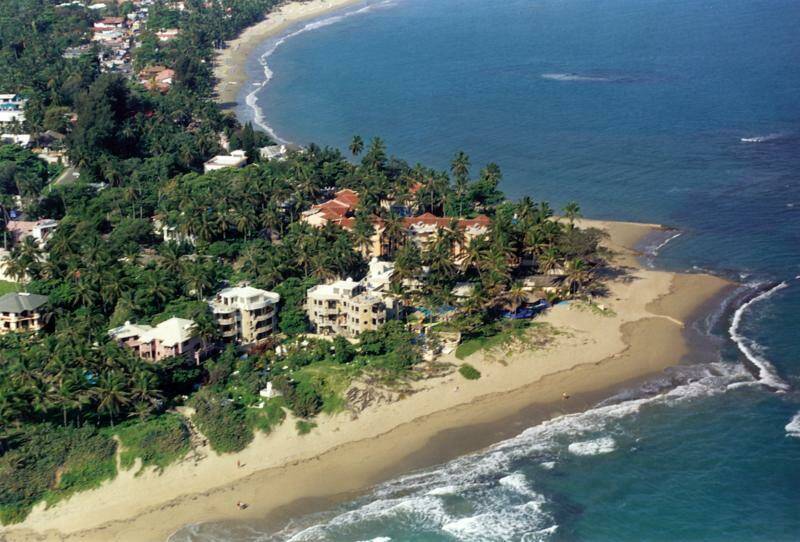 25-caribbean-dominican-republic-cabarete-windsurf-kitesurf-surf-sup-watersports-holiday-aerial-view-800x542-jpg.jpg