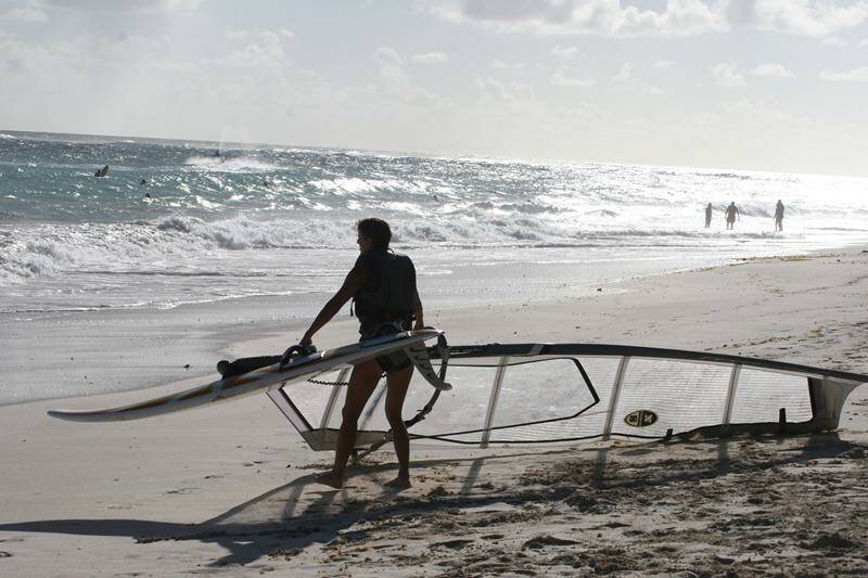 9-barbados-windsurfing-holiday-beach-launch-800x533-jpg.jpg