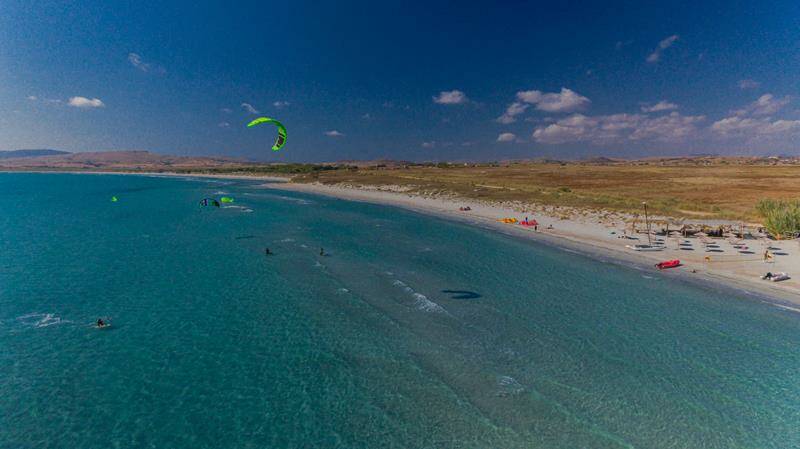 25-keros-bay-kitesurf-windsurf-camp-sailing-bay-beach-800x449-jpg.jpg