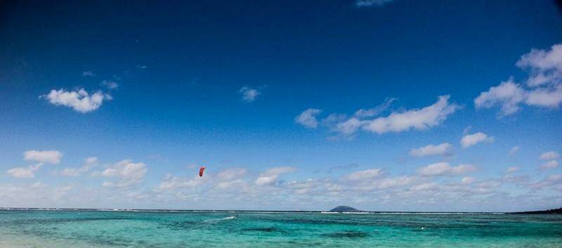 15-mauritius-kitesurfing-holiday-club-mistral-anse-le-raie-wide-800x353-jpg.jpg