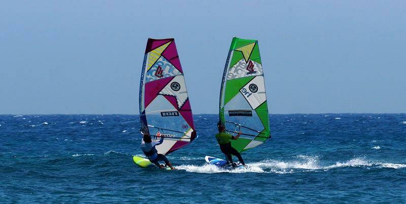 13-costa-teguise-lanzarote-canary-islands-windsurf-holiday-centre-windsurf-action-800x402-jpg.jpg