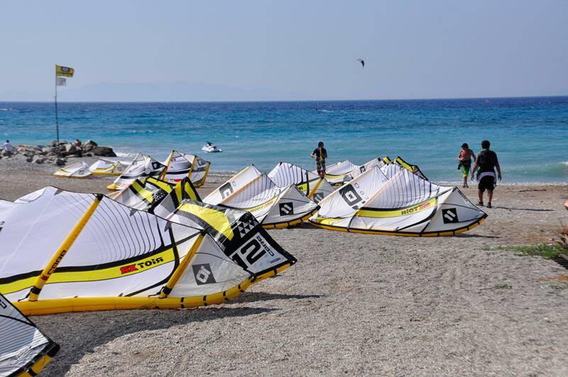 23-soma-bay-red-sea-windsurfing-kitesurfing-holiday-kites-800x531-jpg.jpg
