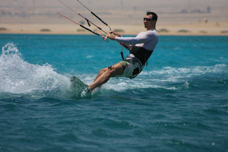 8-soma-bay-red-sea-kitesurfing-holiday-centre-learn-to-kitesboard-800x533-jpg.jpg
