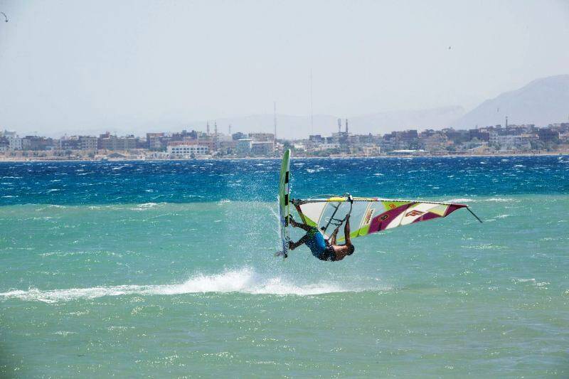 7-windsurfing-kitesurfing-holiday-red-sea-safaga-centre-windsurfer-aerial-jpg.jpg