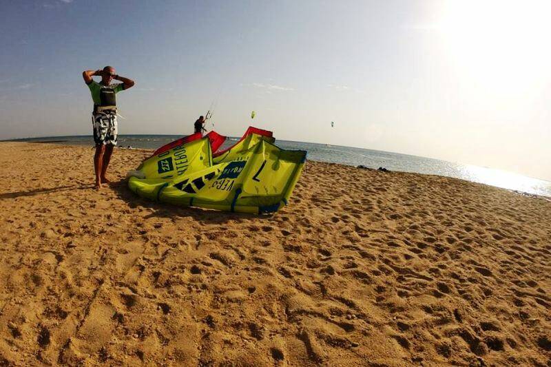 red-sea-safaga-kitesurfing-holiday-beach-jpg.jpg