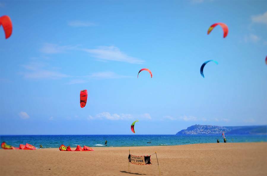 spain-golf-de-rosas-kitesurfing-centre-sailing-area-zone2-jpg.jpg