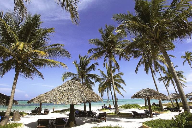 15-kitesurf-luxury-hotel-zanzibar-beach-baraza-palms-800x533-jpg.jpg