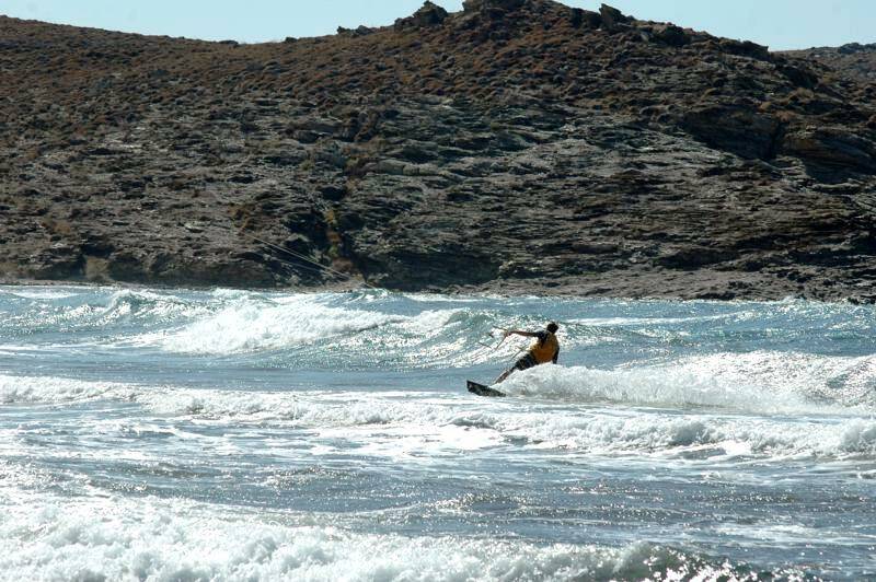 10-sigri-lesvos-mediterranean-windsurf-kitesurf-holiday-waves-800x532-jpg.jpg