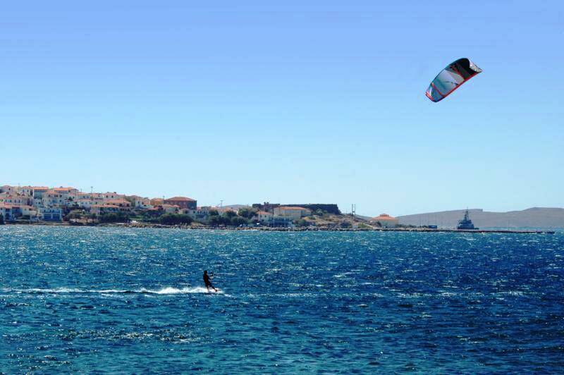 4-sigri-lesvos-mediterranean-windsurf-kitesurf-holiday-kitesurf-800x532-jpg.jpg