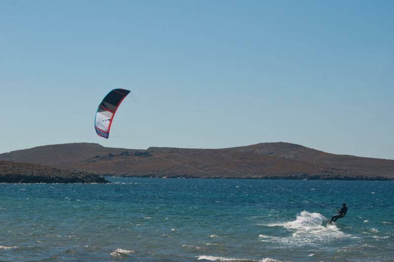 8-sigri-lesvos-mediterranean-windsurf-kitesurf-holiday-kitesurf-action-800x532-jpg.jpg