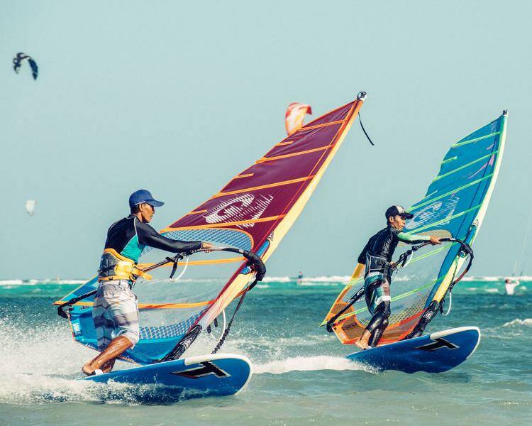 sportif-windsurf-centre-boracay-windsurfers-jpeg.jpeg